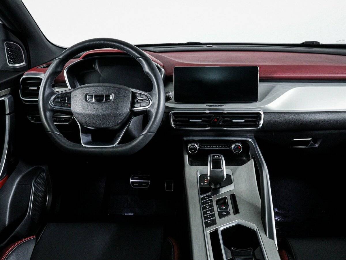 Geely Coolray 2021 года с пробегом. Фото: #11