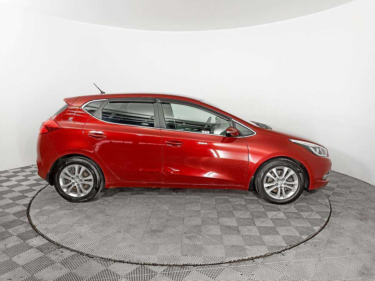 Kia Ceed 2014 года с пробегом. Фото: #3