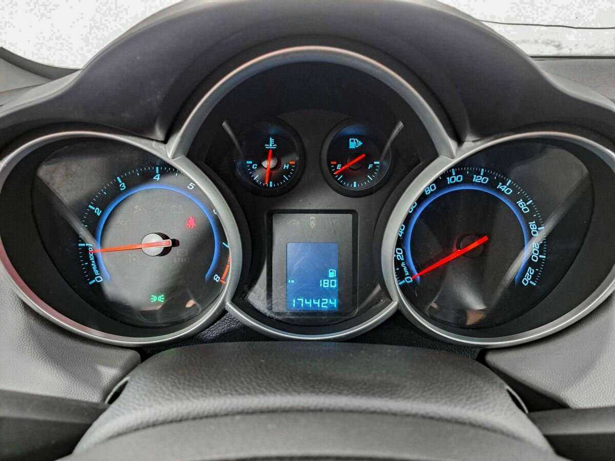 Chevrolet Cruze 2013 года с пробегом. Фото: #12