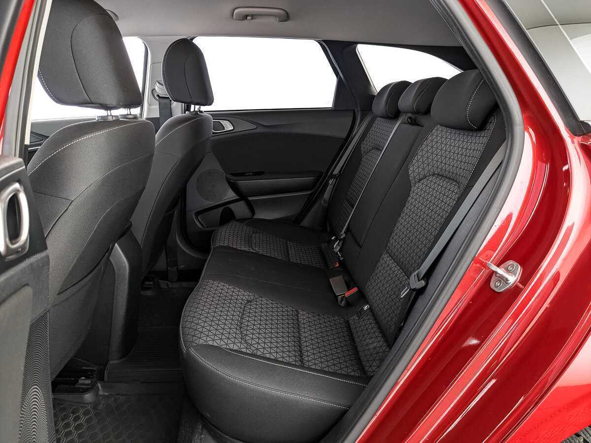 Kia Ceed 2021 года с пробегом. Фото: #13