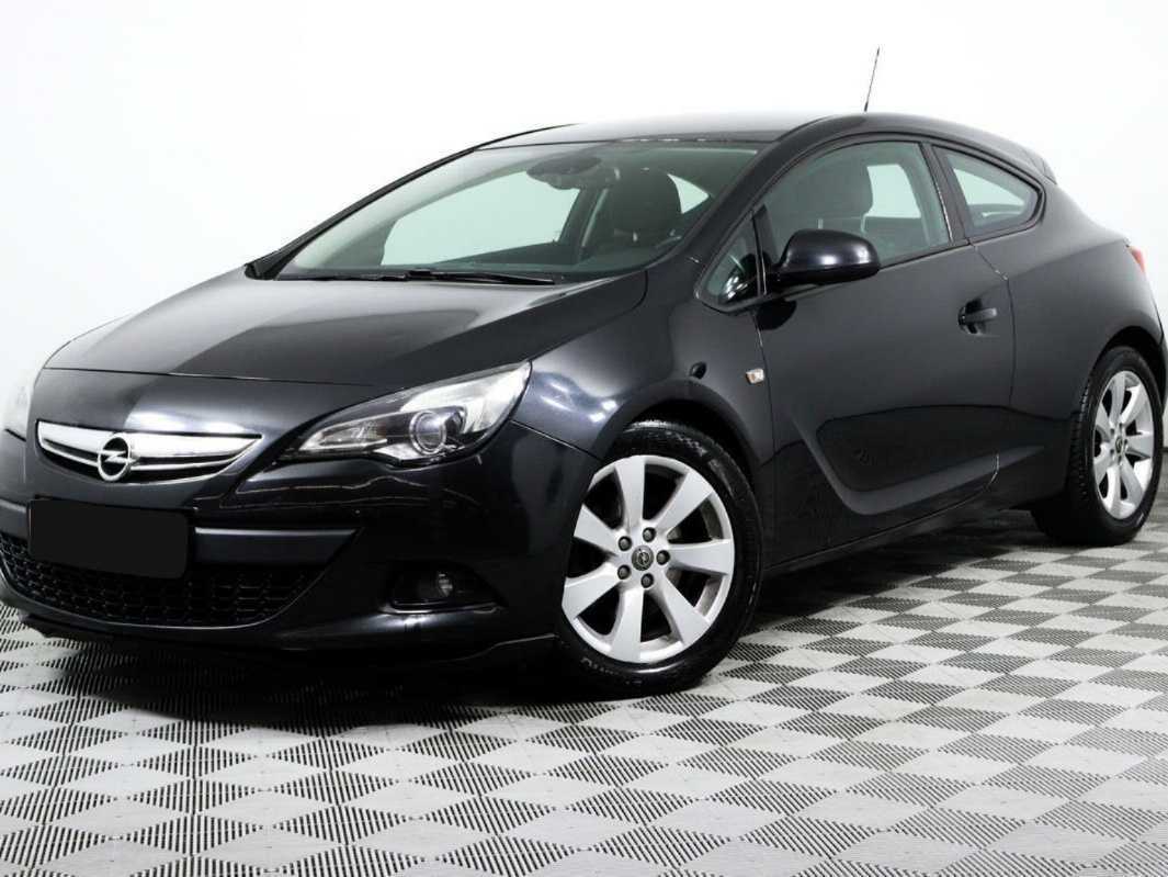 Opel Astra 2012 года с пробегом. Посмотреть фото