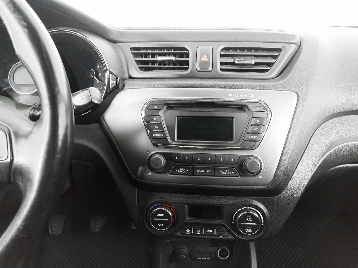 Kia Rio 2015 года с пробегом. Фото: #10