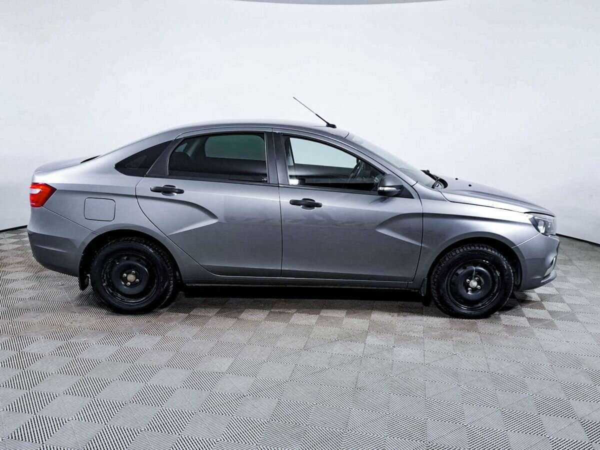 Lada (ВАЗ) Vesta 2017 года с пробегом. Фото: #3