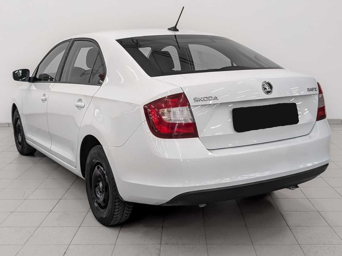 Skoda Rapid 2017 года с пробегом. Фото: #6
