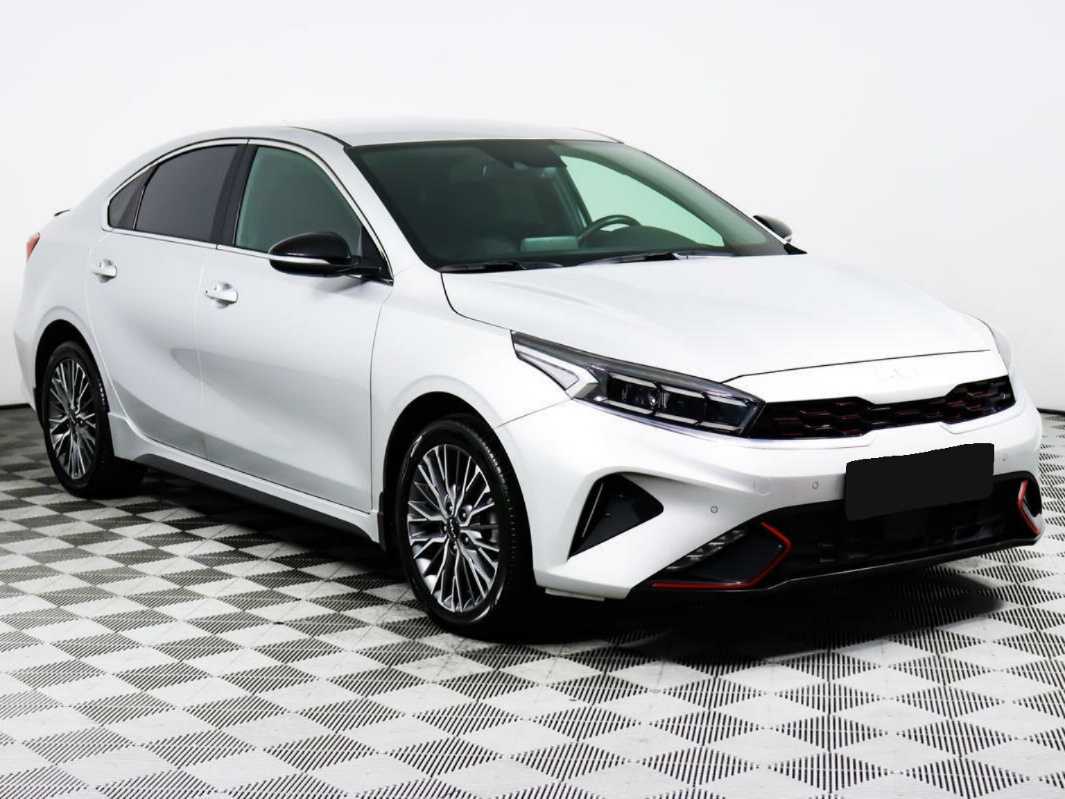 Kia Cerato 2022 года с пробегом. Фото: #2