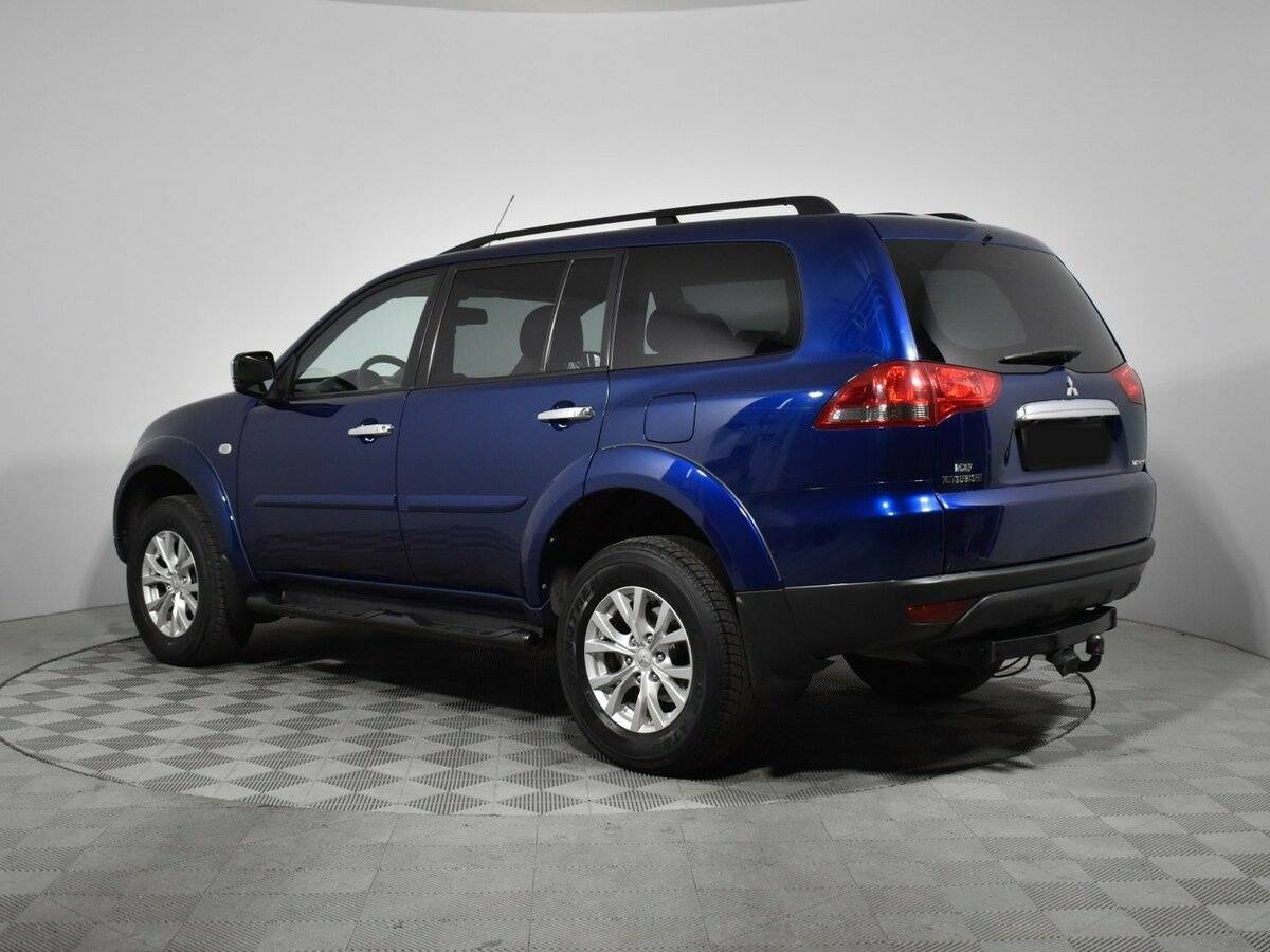 Mitsubishi Pajero Sport 2015 года с пробегом. Фото: #5