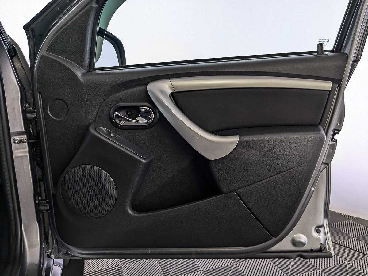 Nissan Terrano 2020 года с пробегом. Фото: #21