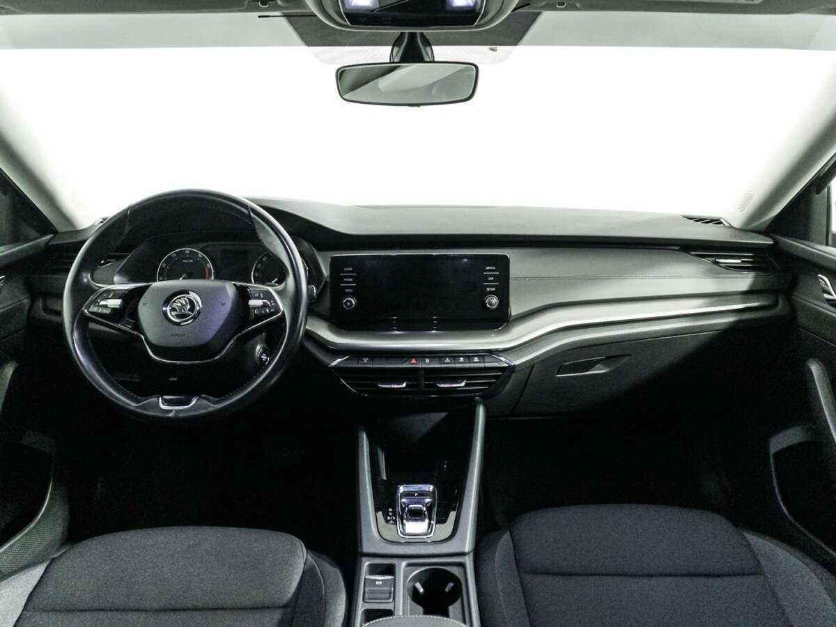 Skoda Octavia 2021 года с пробегом. Фото: #12