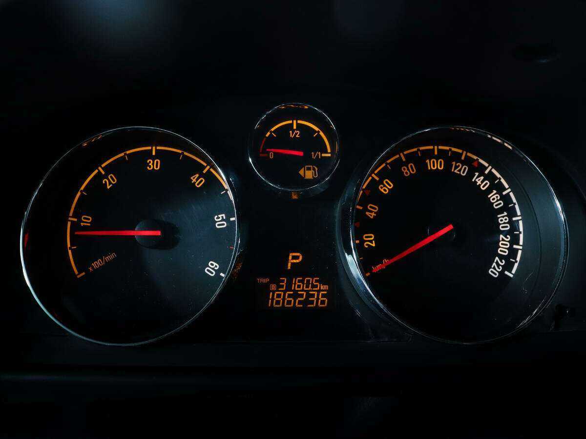 Opel Antara 2014 года с пробегом. Фото: #8