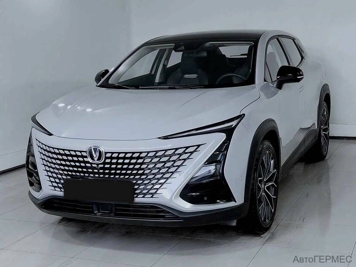 Changan UNI-T 2023 года с пробегом. Посмотреть фото