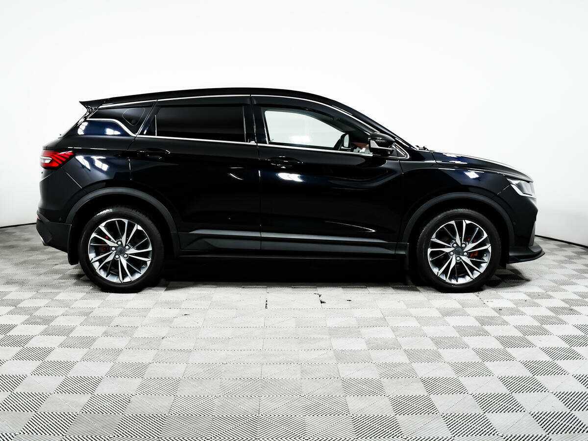 Geely Coolray 2022 года с пробегом. Фото: #3