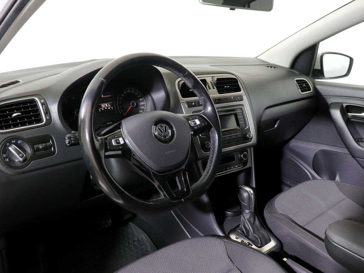 Volkswagen Polo 2017 года с пробегом. Фото: #12