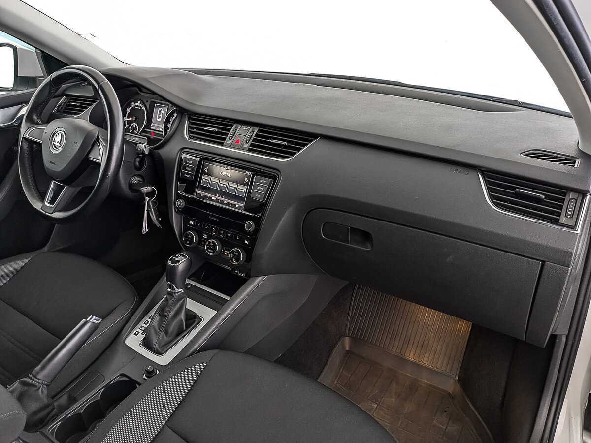 Skoda Octavia 2020 года с пробегом. Фото: #10