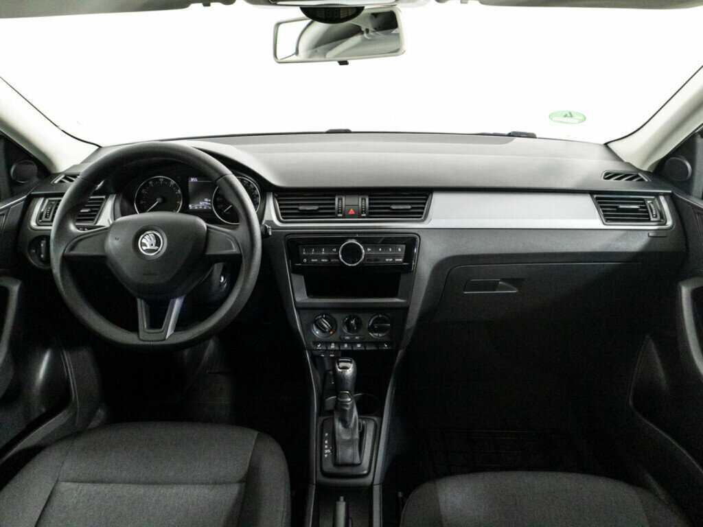 Skoda Rapid 2017 года с пробегом. Фото: #12