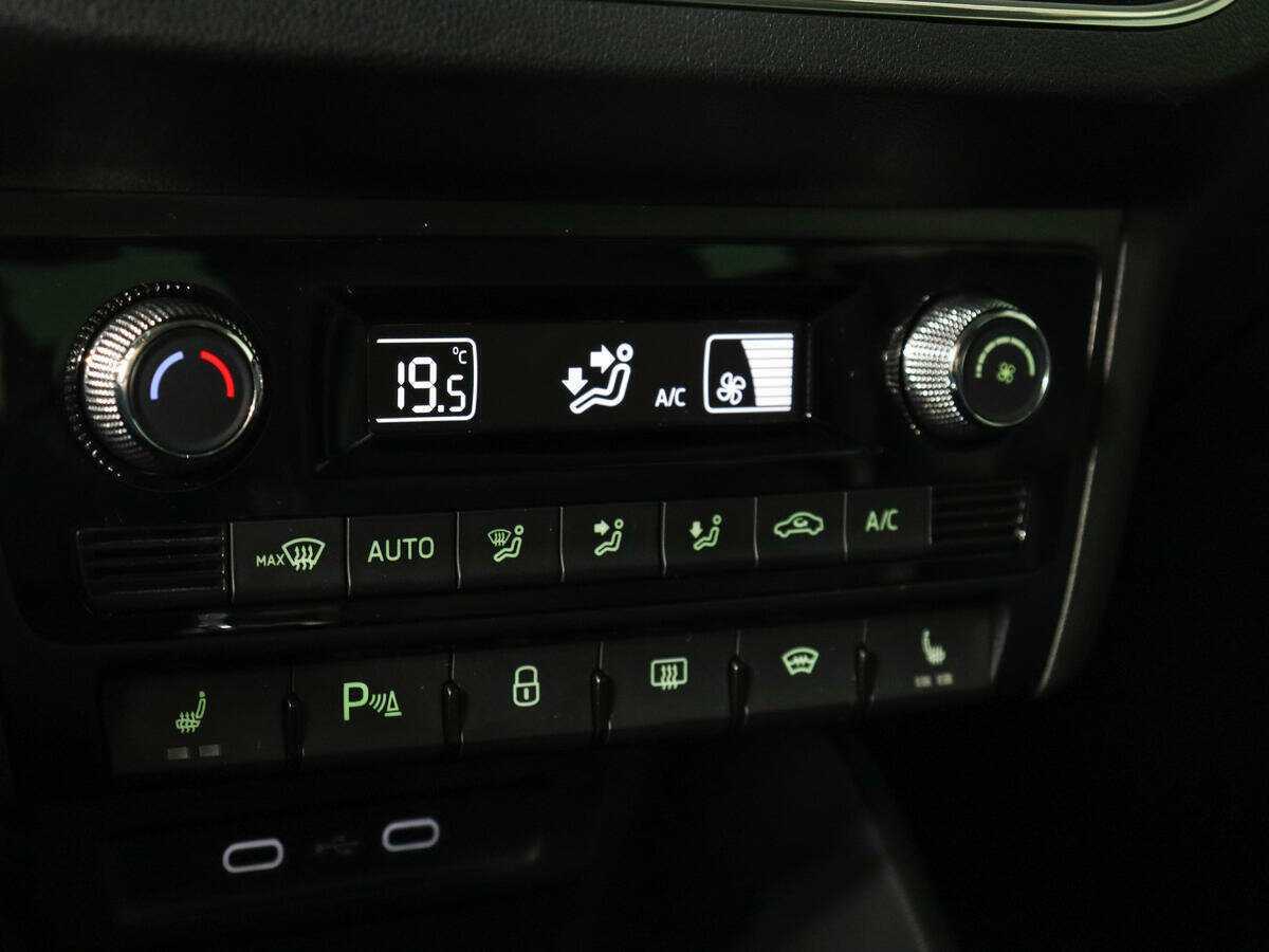 Skoda Rapid 2022 года с пробегом. Фото: #15