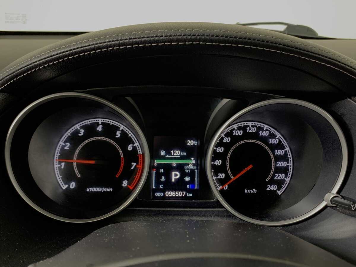 Mitsubishi Outlander 2012 года с пробегом. Фото: #14