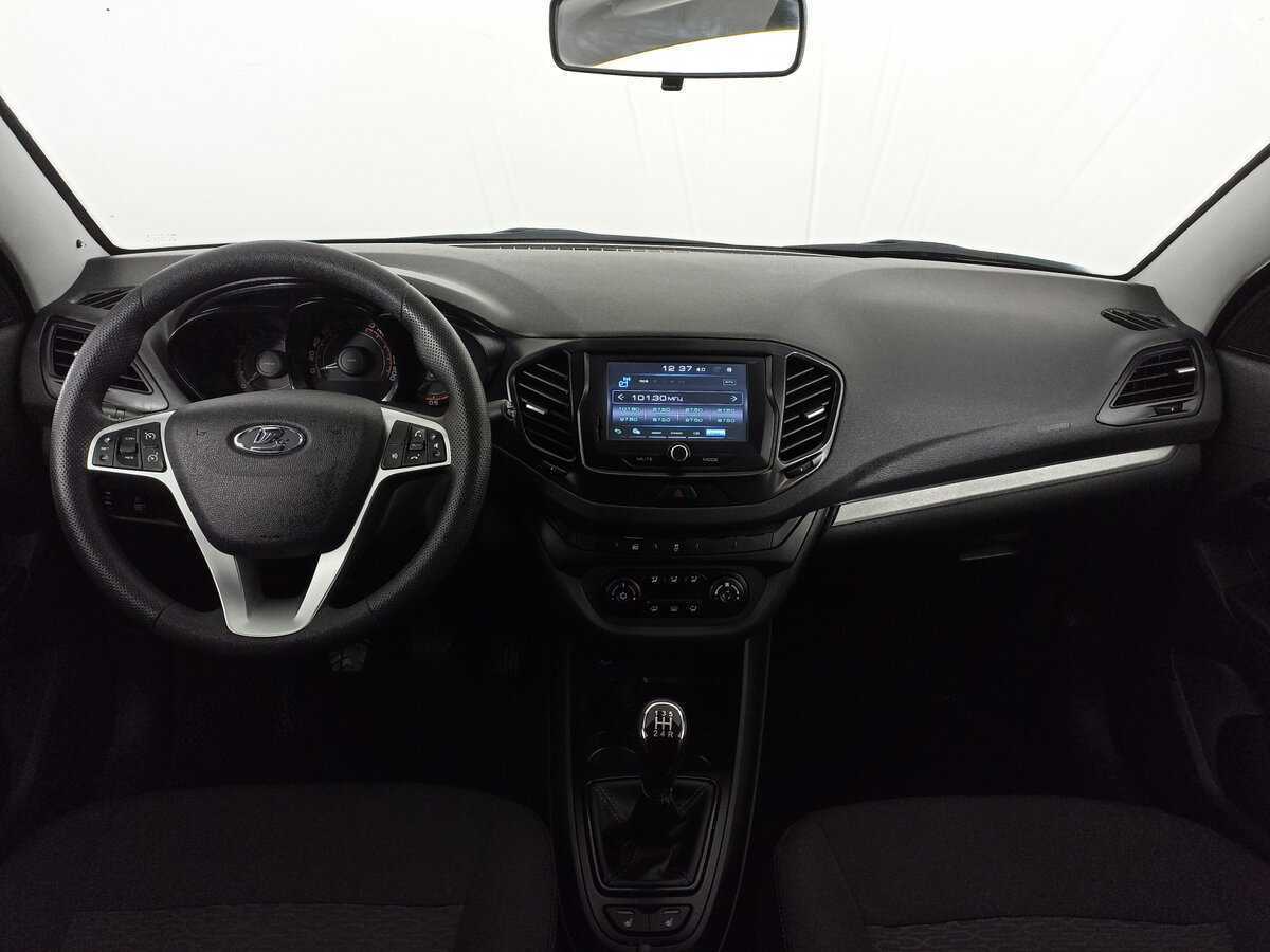 Lada (ВАЗ) Vesta 2018 года с пробегом. Фото: #12