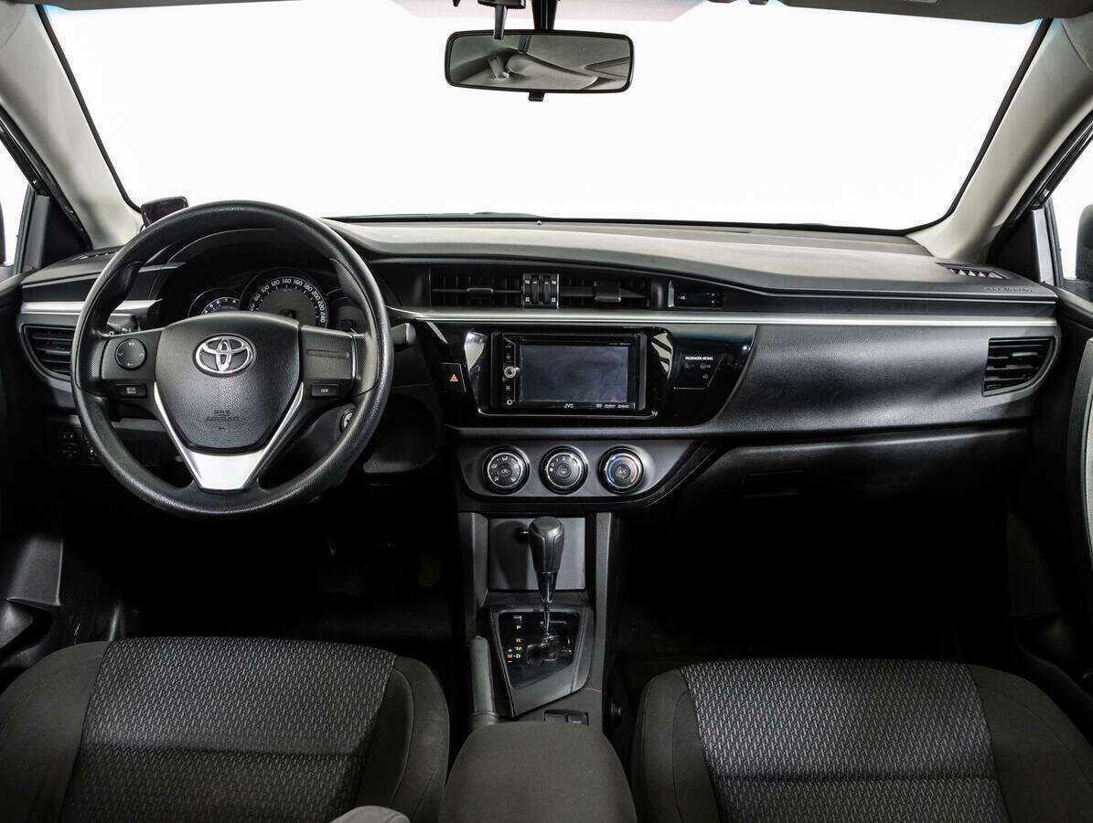 Toyota Corolla 2014 года с пробегом. Фото: #7