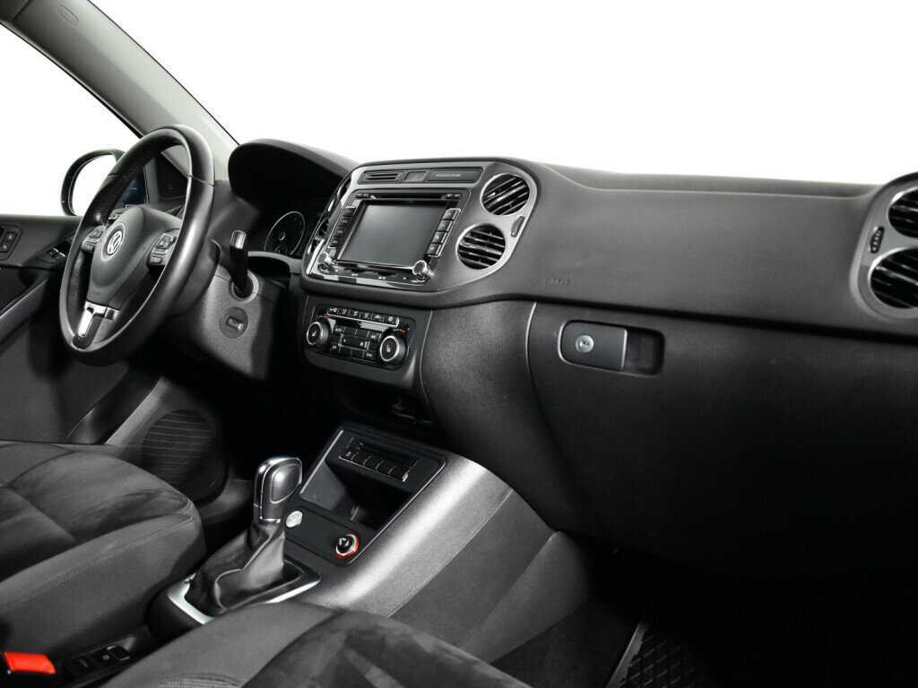 Volkswagen Tiguan 2012 года с пробегом. Фото: #8