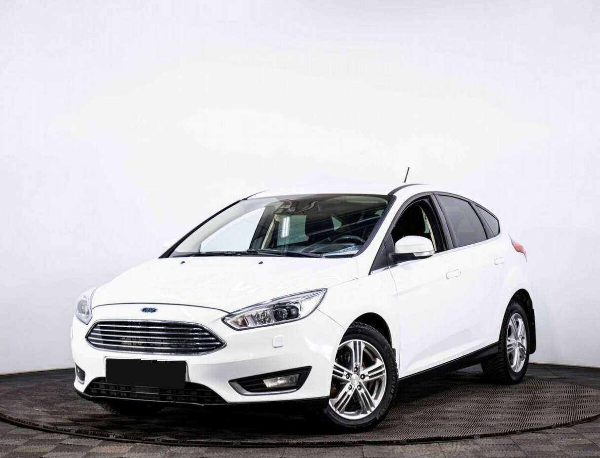 Ford Focus 2017 года с пробегом. Посмотреть фото