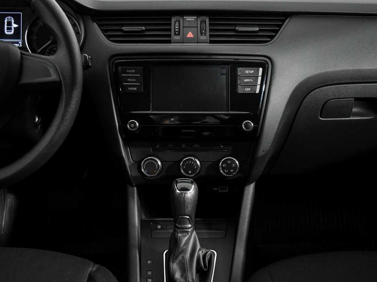 Skoda Octavia 2019 года с пробегом. Фото: #14