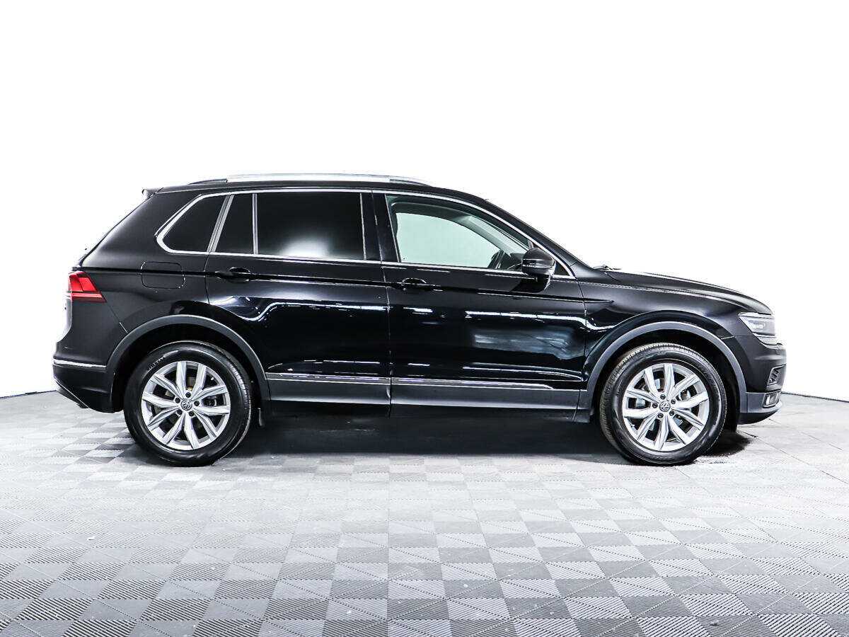 Volkswagen Tiguan 2018 года с пробегом. Фото: #3