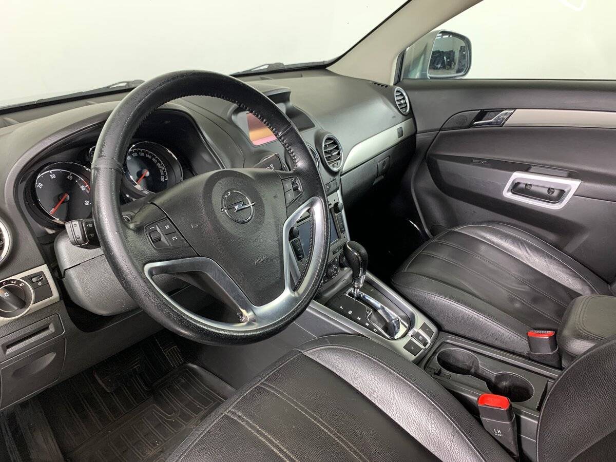 Opel Antara 2014 года с пробегом. Фото: #10