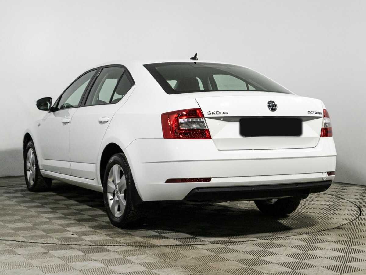 Skoda Octavia 2019 года с пробегом. Фото: #6