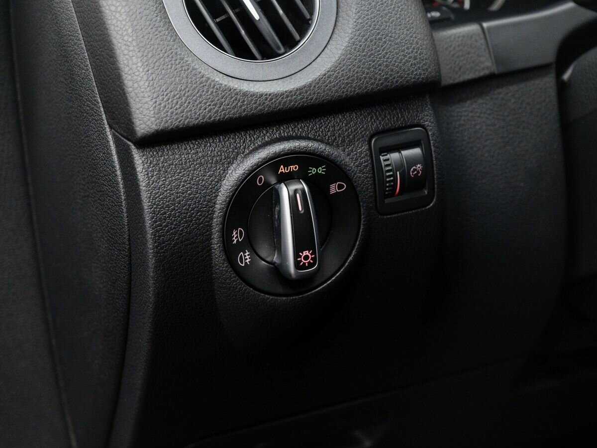 Volkswagen Tiguan 2013 года с пробегом. Фото: #16