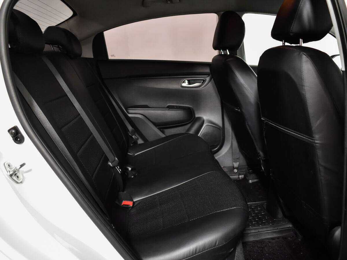 Kia Rio 2017 года с пробегом. Фото: #9