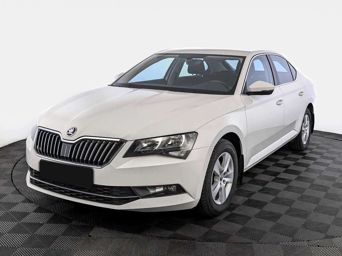 Skoda Superb 2017 года с пробегом. Фото: #0