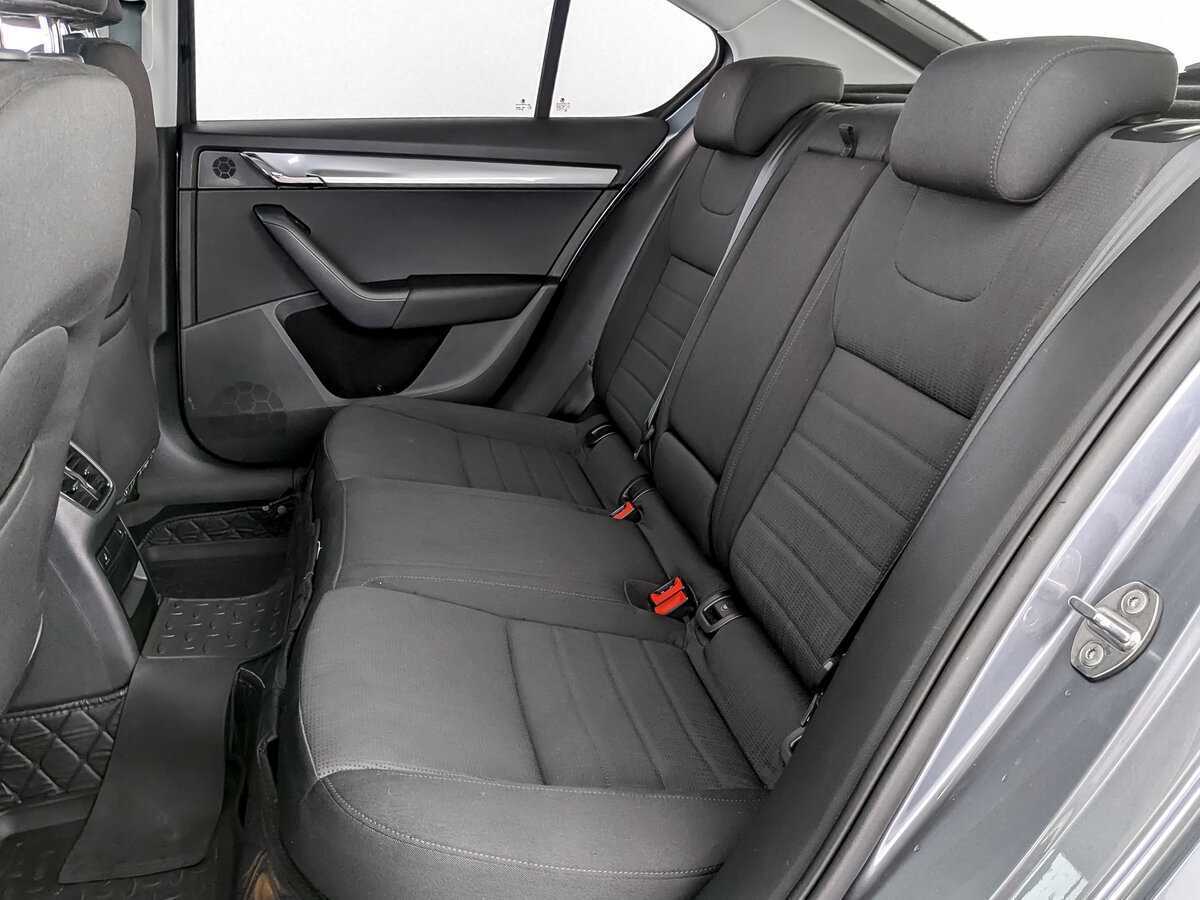 Skoda Octavia 2016 года с пробегом. Фото: #9