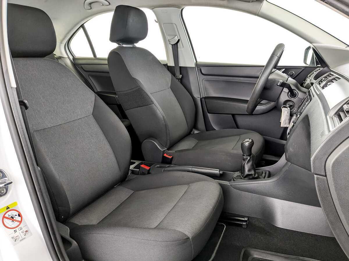 Skoda Rapid 2017 года с пробегом. Фото: #22