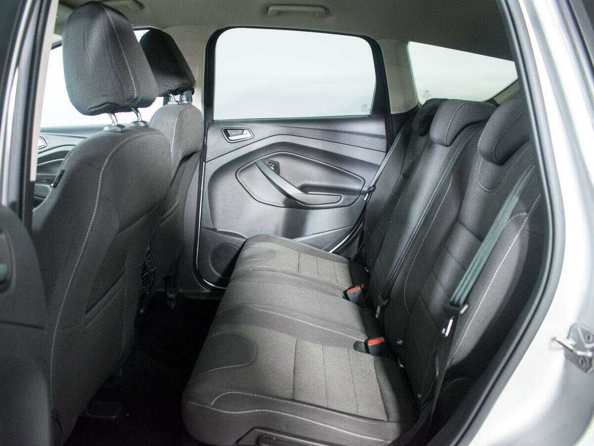 Ford Kuga 2016 года с пробегом. Фото: #9