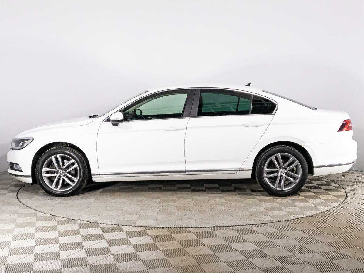 Volkswagen Passat 2017 года с пробегом. Фото: #7
