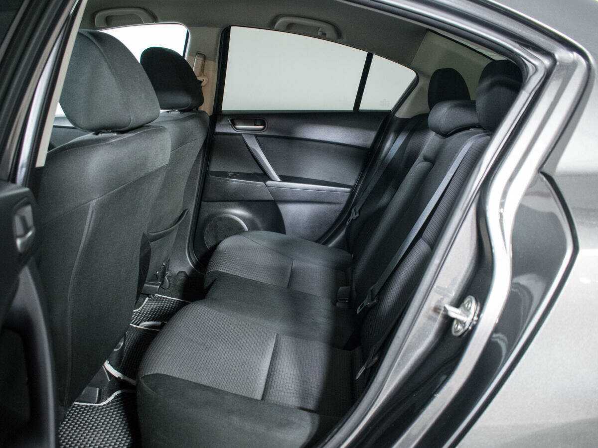 Mazda 3 2012 года с пробегом. Фото: #9