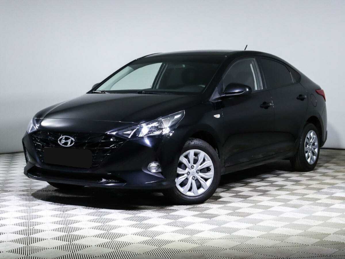 Hyundai Solaris 2021 года с пробегом. Посмотреть фото
