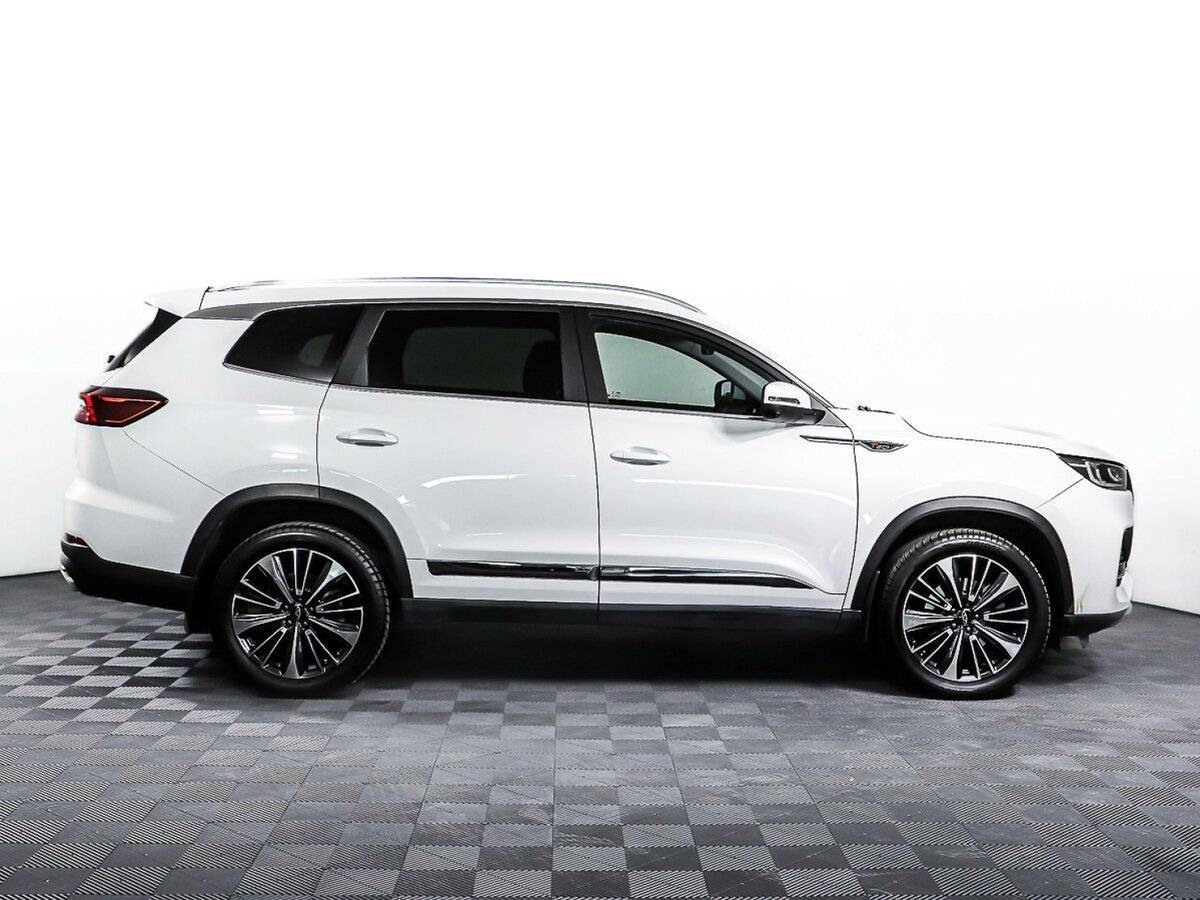 Chery Tiggo 8 Pro Max 2023 года с пробегом. Фото: #2