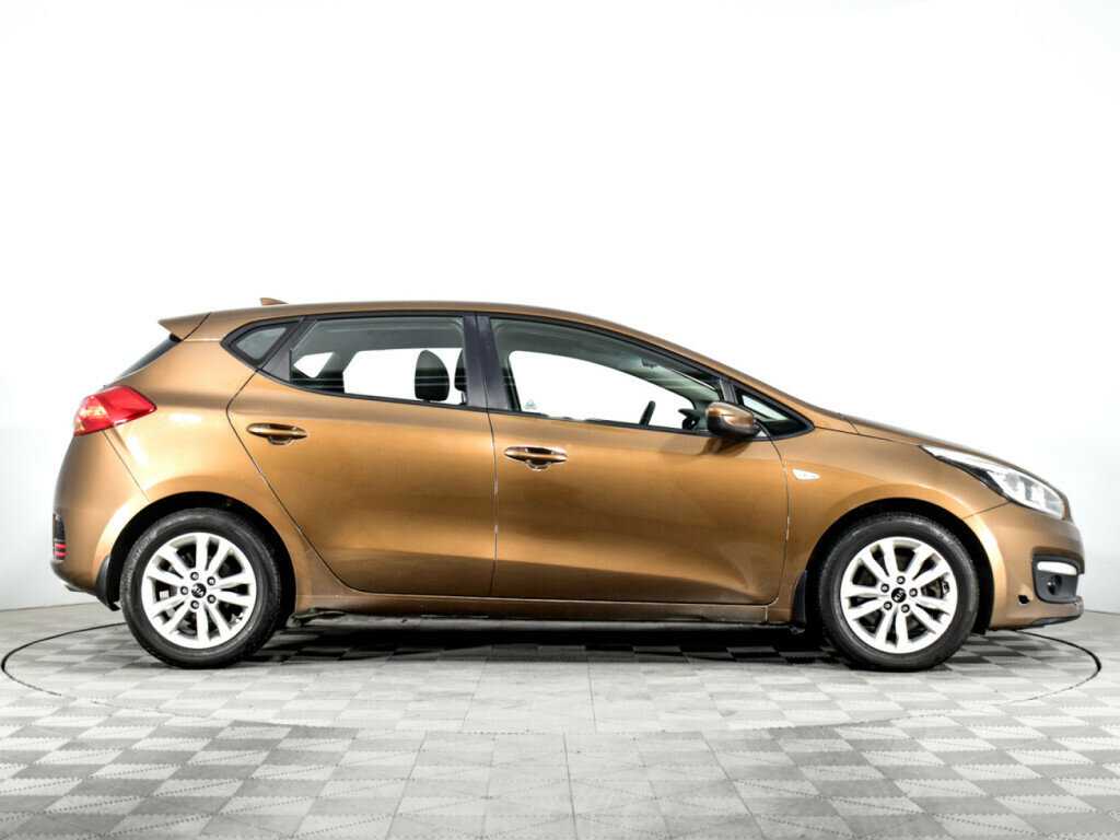 Kia Ceed 2017 года с пробегом. Фото: #3