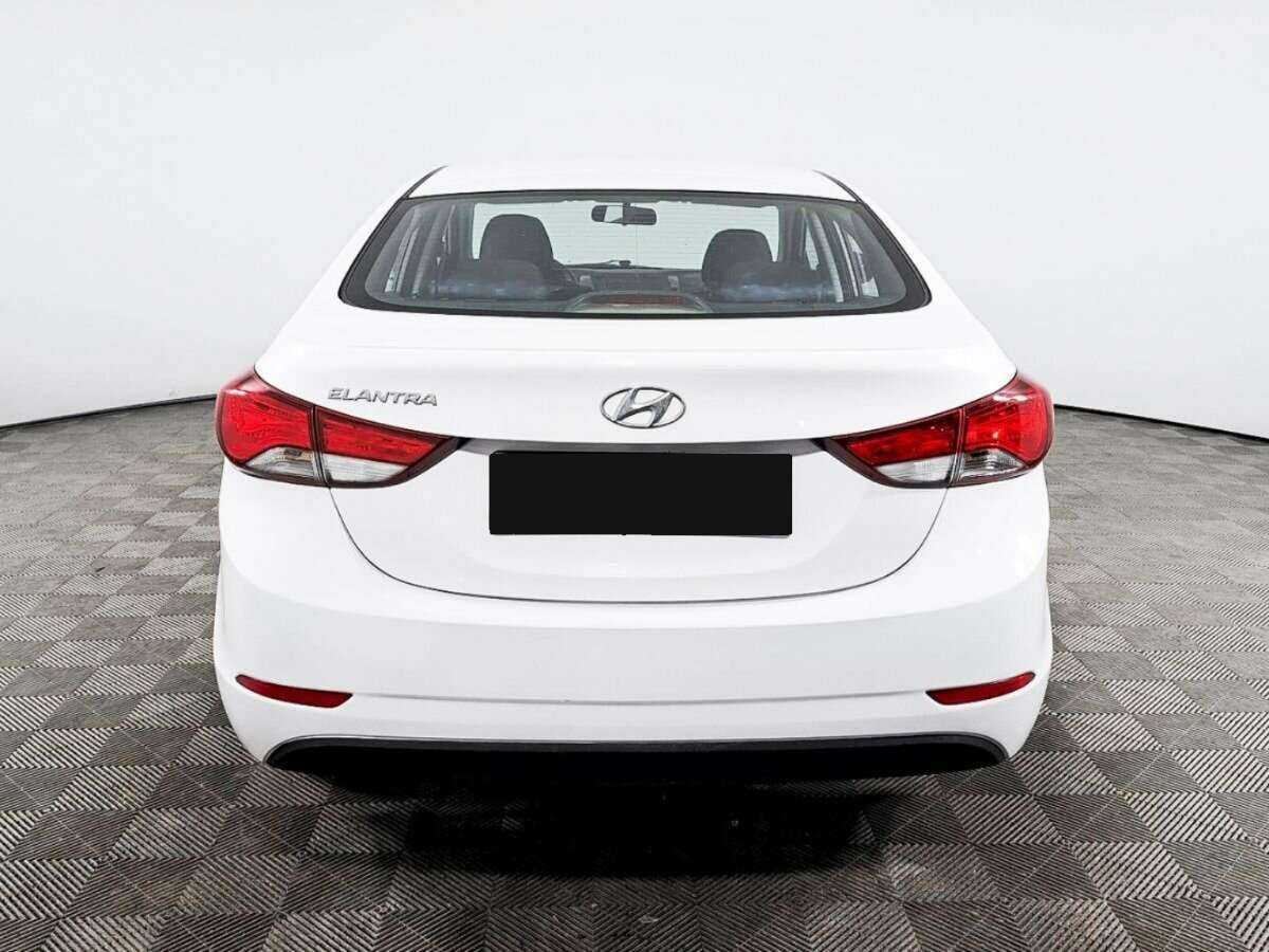 Hyundai Elantra 2015 года с пробегом. Фото: #5