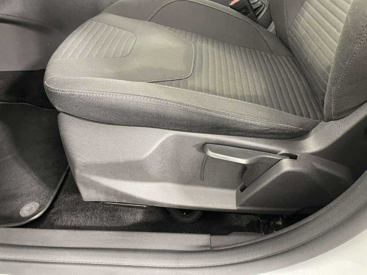 Ford Focus 2017 года с пробегом. Фото: #9