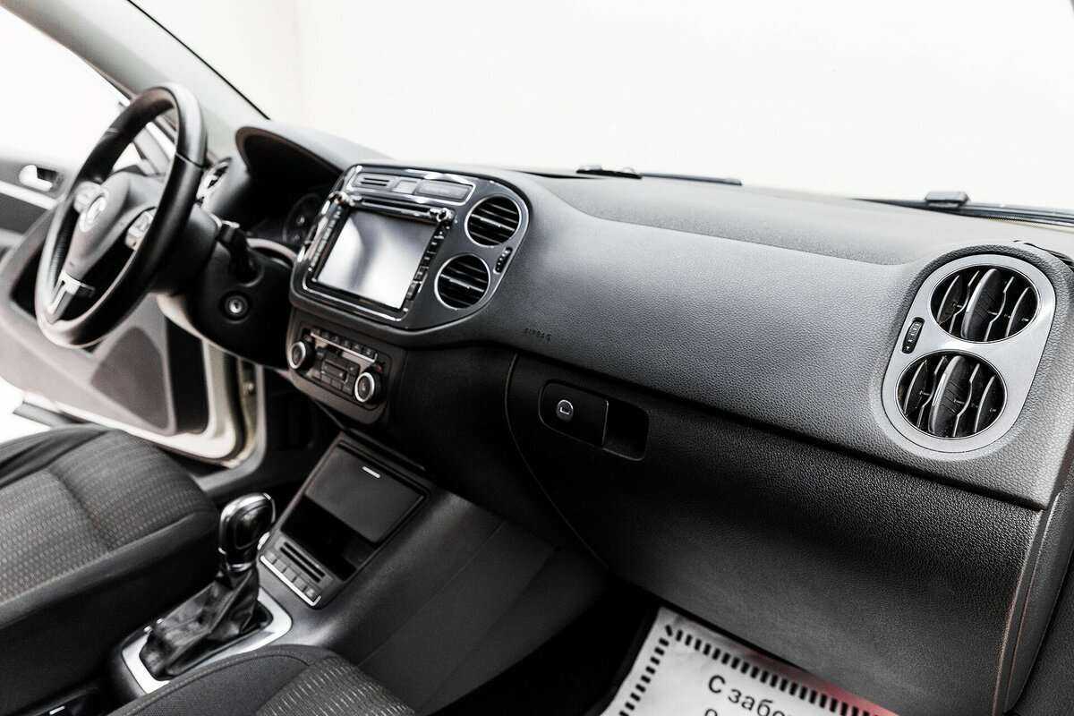 Volkswagen Tiguan 2012 года с пробегом. Фото: #11