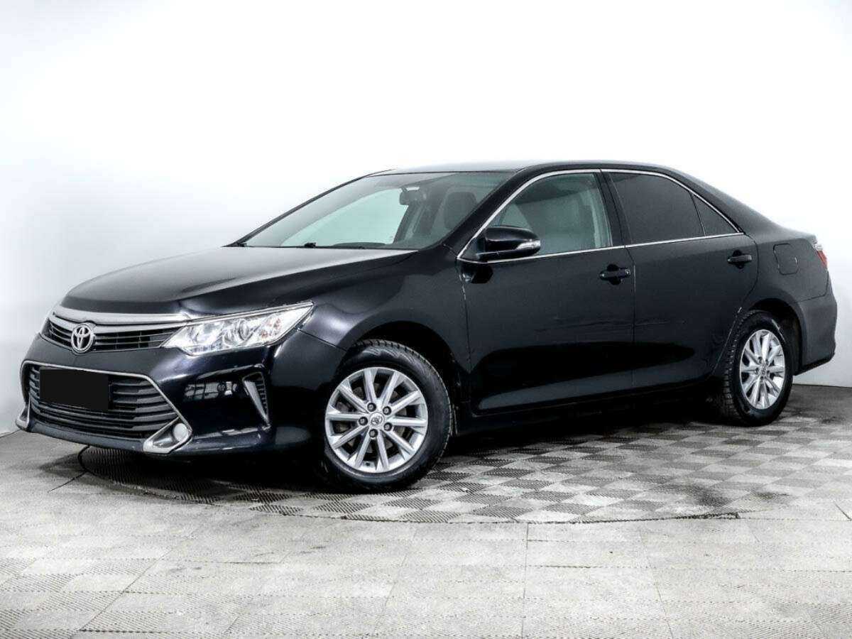 Toyota Camry 2015 года с пробегом. Посмотреть фото