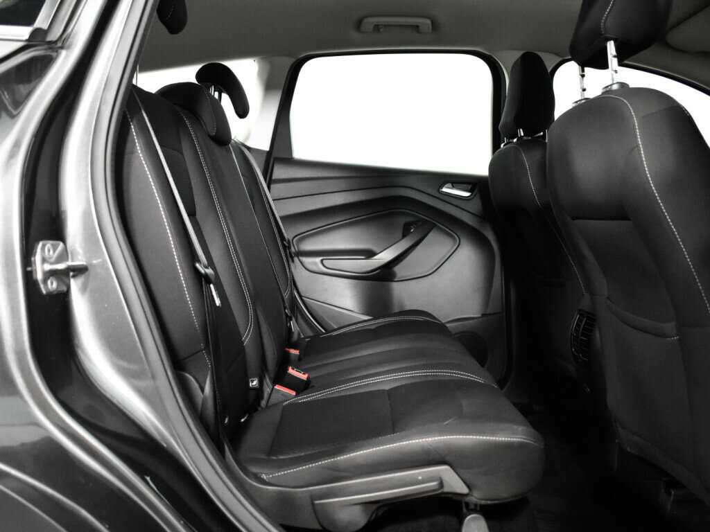 Ford Kuga 2017 года с пробегом. Фото: #9