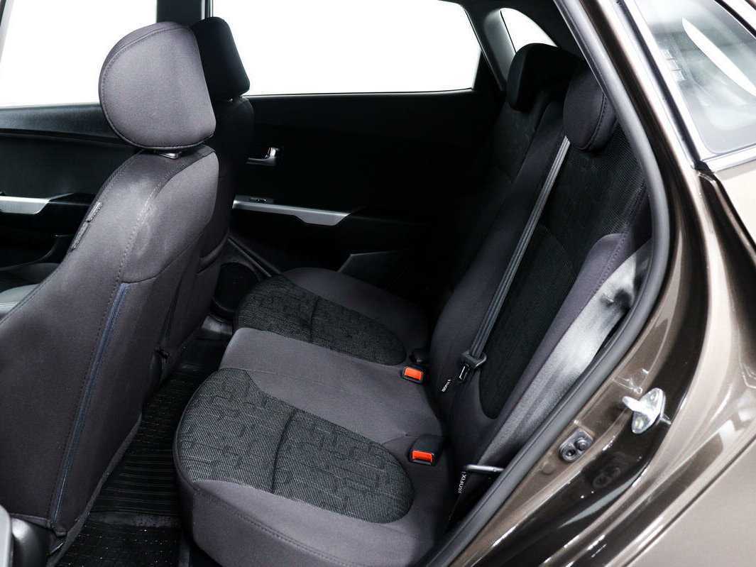 Kia Rio 2015 года с пробегом. Фото: #11