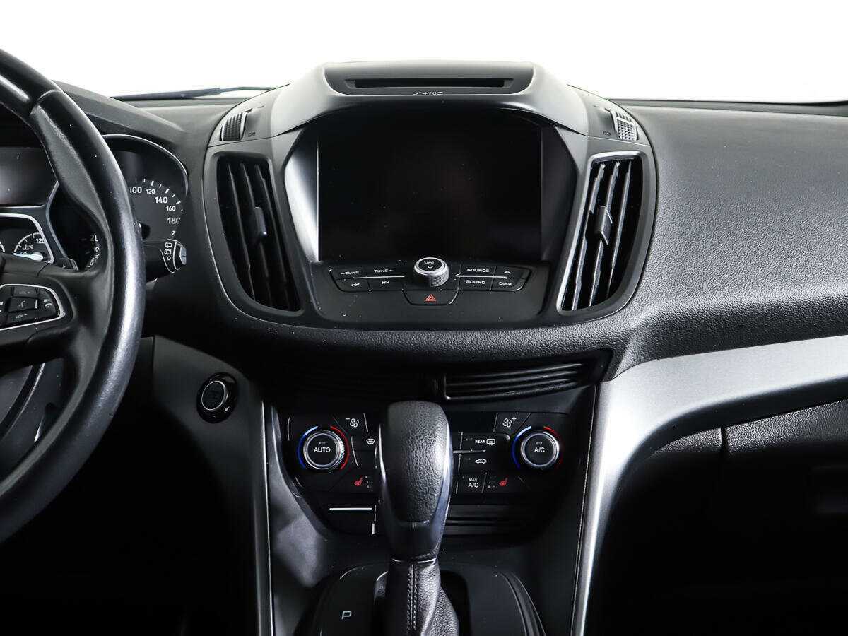 Ford Kuga 2017 года с пробегом. Фото: #11