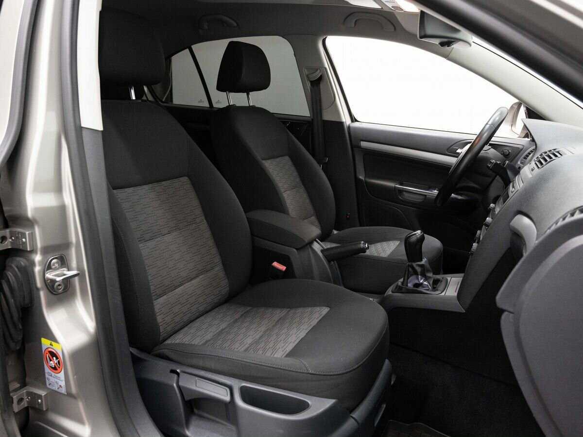 Skoda Octavia 2012 года с пробегом. Фото: #12