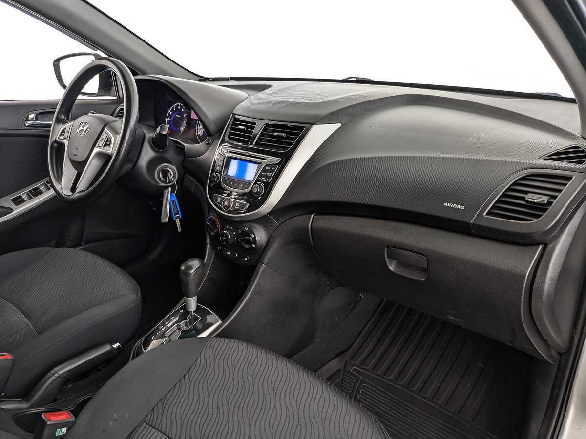 Hyundai Solaris 2012 года с пробегом. Фото: #8