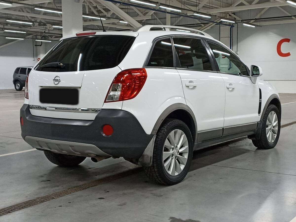 Opel Antara 2013 года с пробегом. Фото: #4
