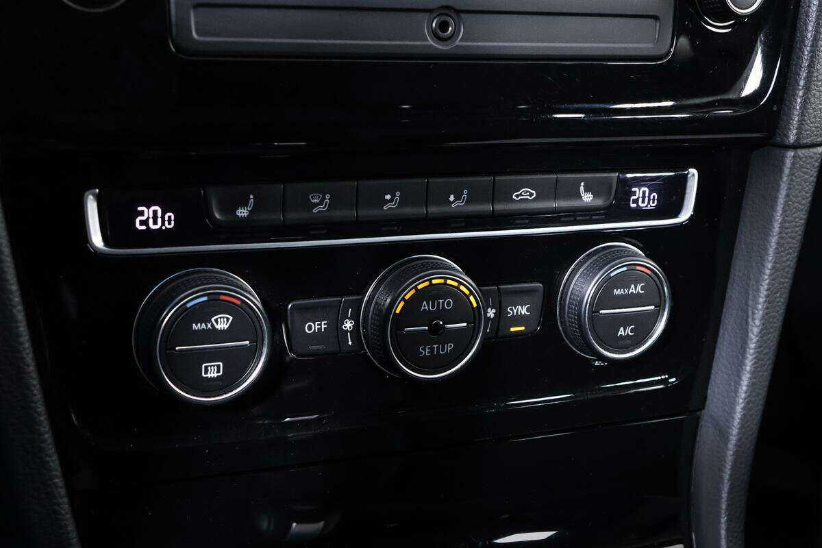 Volkswagen Golf 2013 года с пробегом. Фото: #16